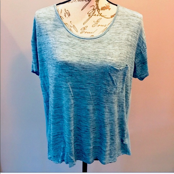 American Eagle 🦅 split butterfly back soft shirt - Picture 4 of 8